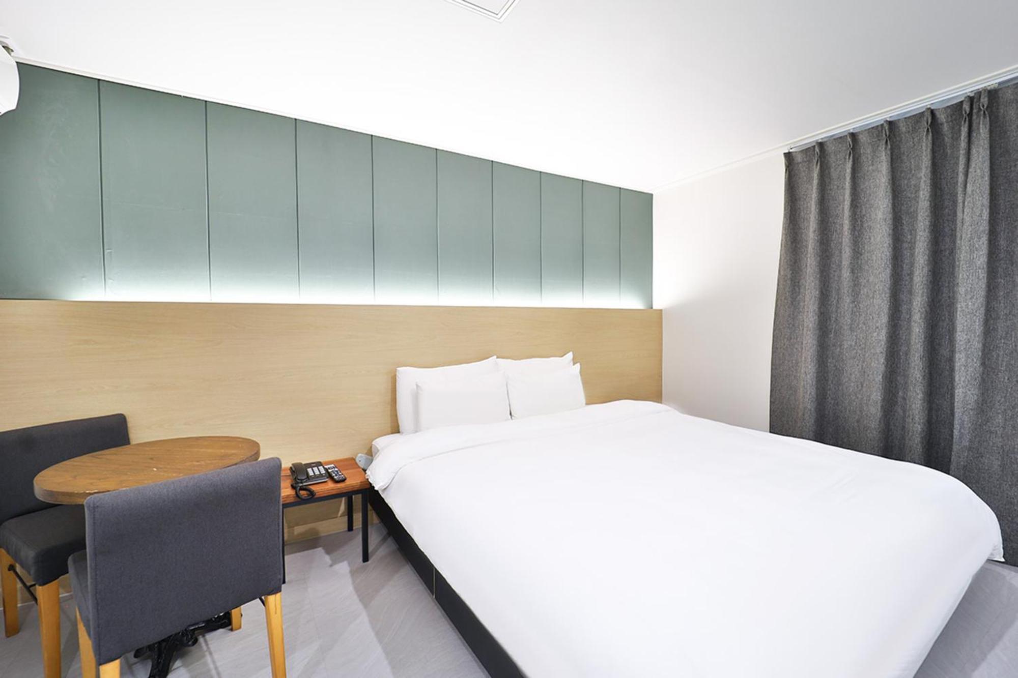 Calm Rest Hotel Busan Sasang ภายนอก รูปภาพ
