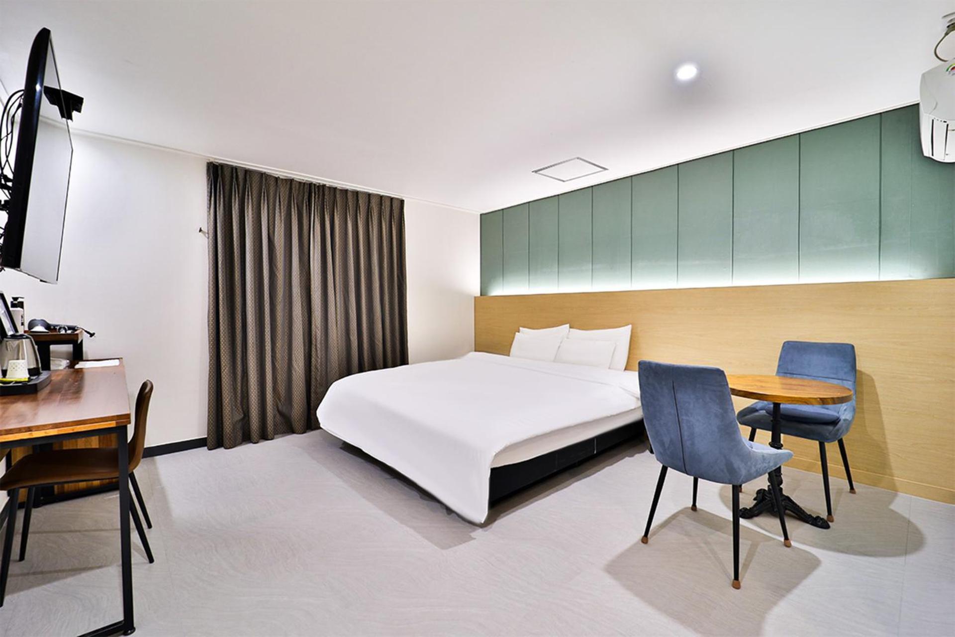 Calm Rest Hotel Busan Sasang ภายนอก รูปภาพ