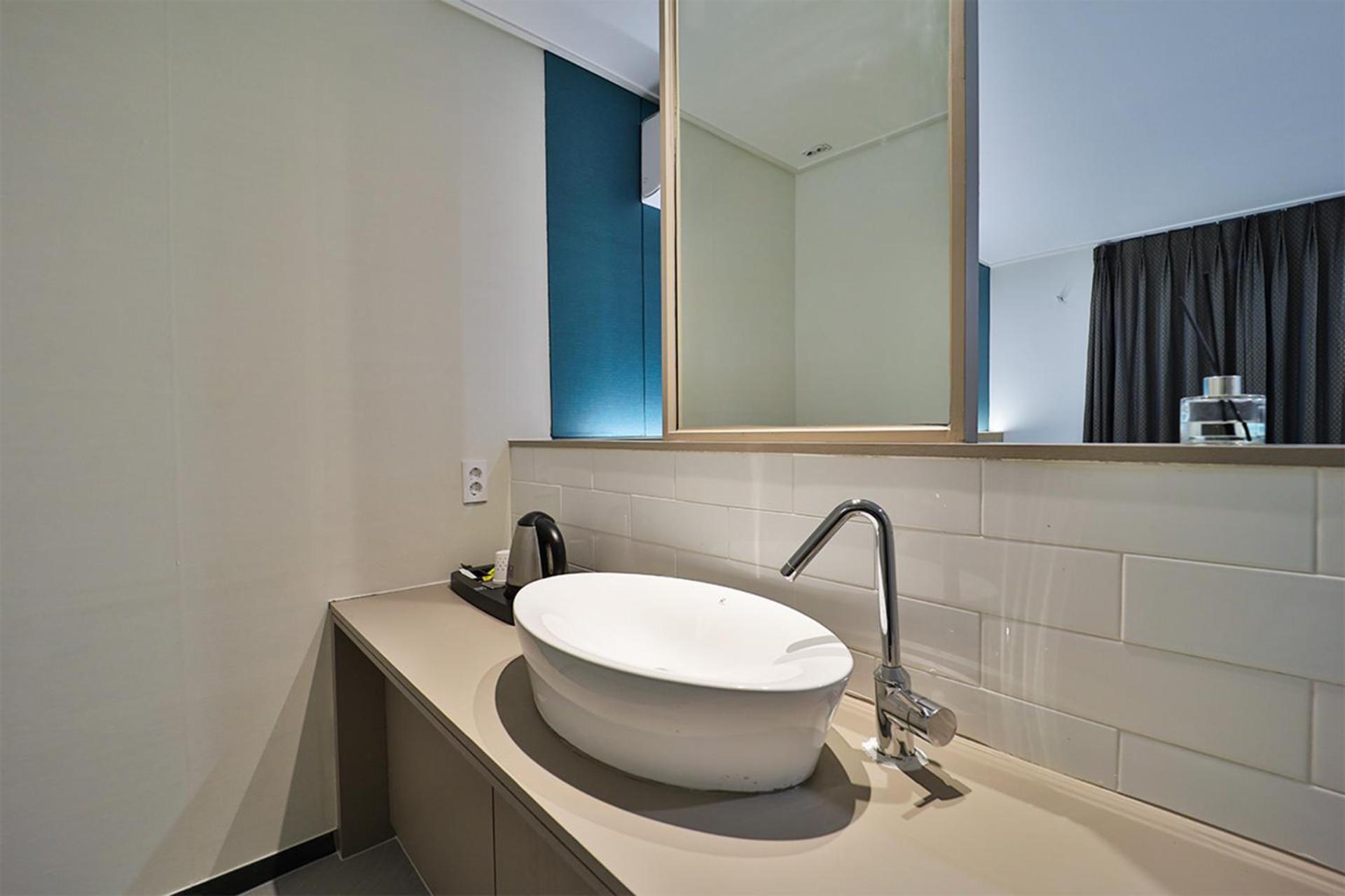 Calm Rest Hotel Busan Sasang ภายนอก รูปภาพ