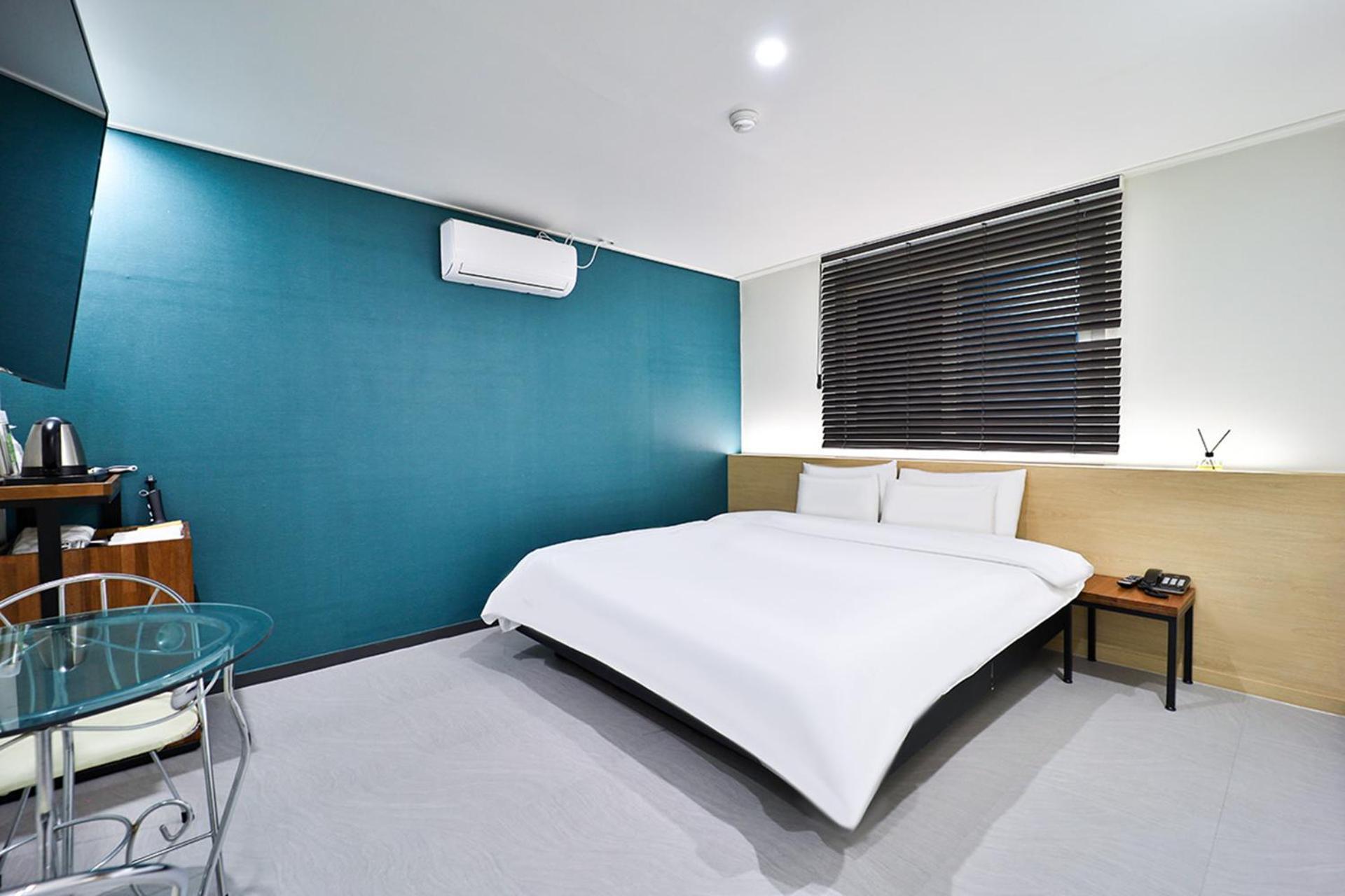 Calm Rest Hotel Busan Sasang ภายนอก รูปภาพ