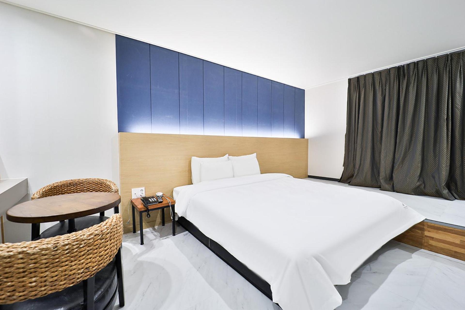 Calm Rest Hotel Busan Sasang ภายนอก รูปภาพ